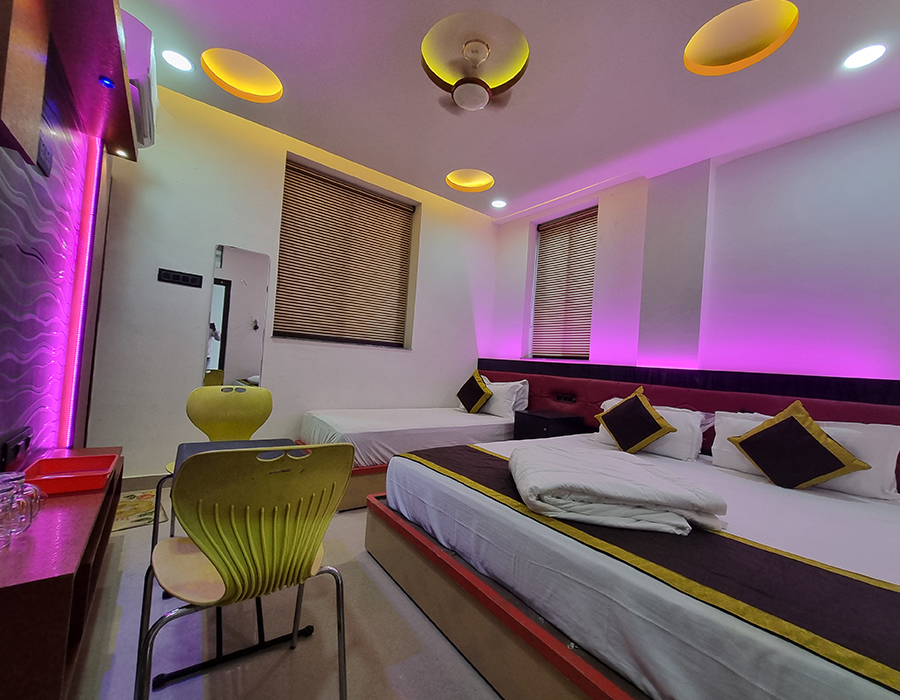Welcome to Rajmahal  Hotel