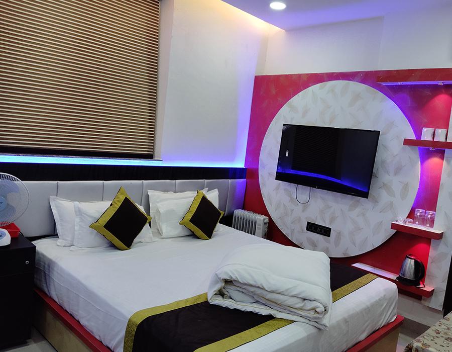 Luxury Suite
